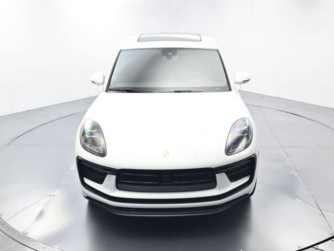 Certified 2023 Porsche Macan S AWD/4WD image 44