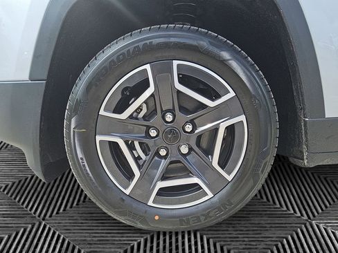 New 2026 Jeep Cherokee Limited AWD/4WD image 14