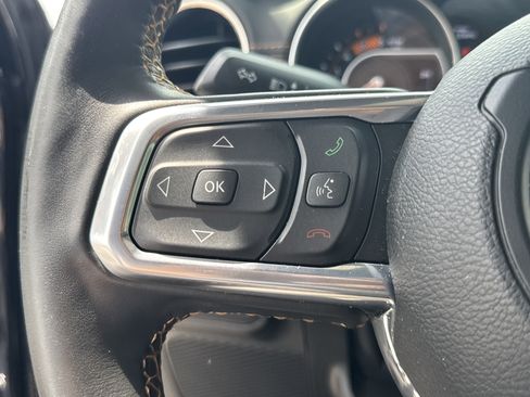 Used 2023 Jeep Gladiator Overland AWD/4WD image 30