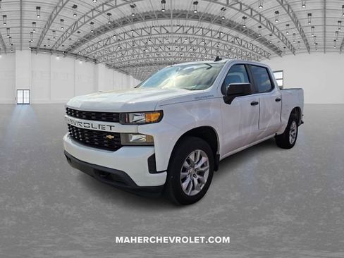 Used 2021 Chevrolet Silverado 1500 Custom w/ Safety Confidence Package image 3