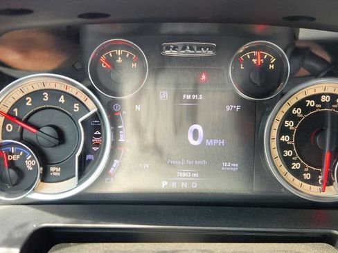 Used 2017 RAM 2500 Laramie w/ Convenience Group AWD/4WD image 5