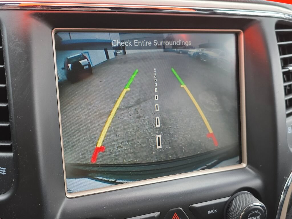 Used 2015 Jeep Grand Cherokee Altitude AWD/4WD image 32