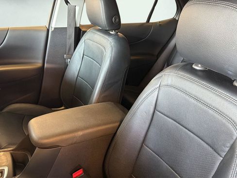 Used 2018 Chevrolet Equinox LT AWD/4WD image 22