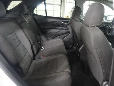Used 2023 Chevrolet Equinox LT FWD image 24