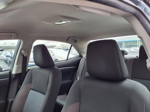 Used 2017 Toyota Corolla L image 16