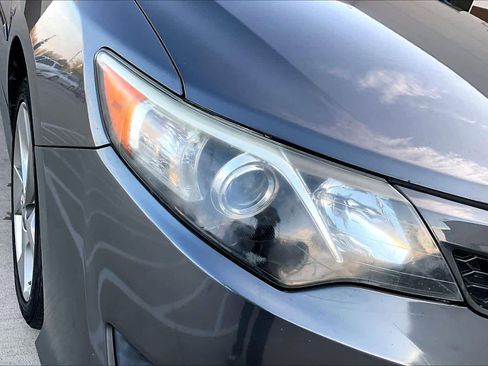 Used 2014 Toyota Camry SE image 26