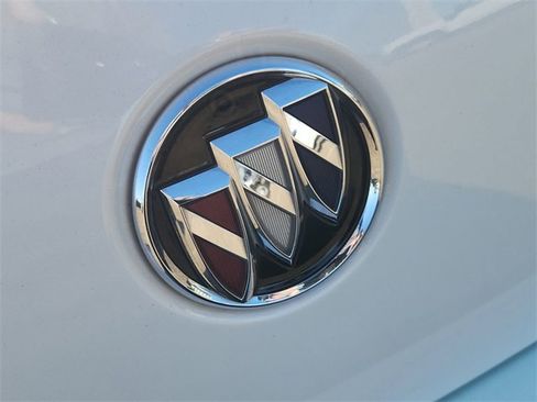 Certified 2017 Buick LaCrosse Premium w/ Driver Confidence Package #2 image 31