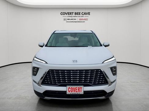 New 2026 Buick Enclave Avenir w/ Super Cruise Package image 2