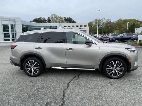 Certified 2025 INFINITI QX60 Sensory AWD/4WD image 4