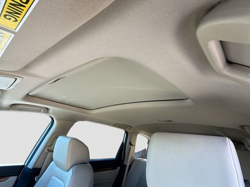 Used 2020 Honda CR-V Touring image 27