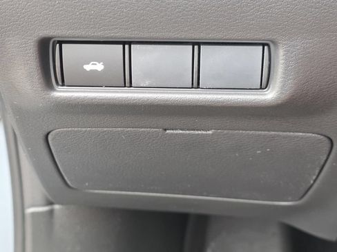 New 2026 Nissan Sentra SR w/ Floor Mat Package FWD image 22