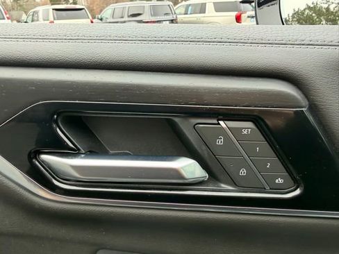 Certified 2025 GMC Yukon Denali AWD/4WD image 21