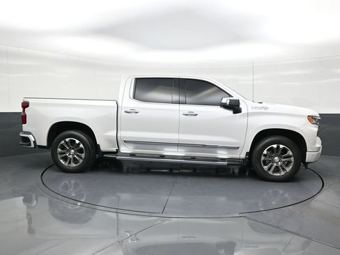 Used 2023 Chevrolet Silverado 1500 High Country w/ Technology Package RWD image 6