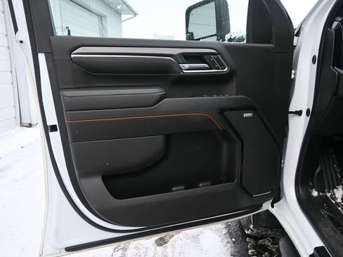 Used 2024 GMC Sierra 2500 AT4 w/ AT4 Preferred Package image 20