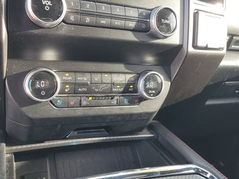 Used 2019 Ford Expedition Limited w/ Equipment Group 303A image 23