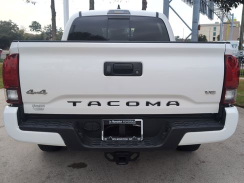 Certified 2023 Toyota Tacoma SR5 image 9