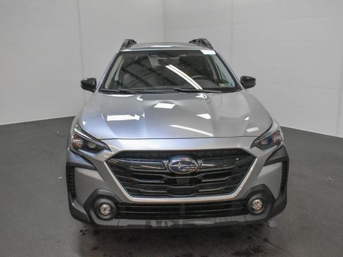 Certified 2025 Subaru Outback Onyx Edition image 2