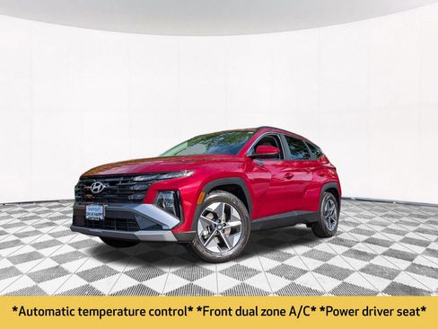 Used 2025 Hyundai Tucson SEL FWD image 2