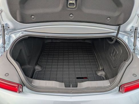 Used 2018 Chevrolet Camaro SS image 23