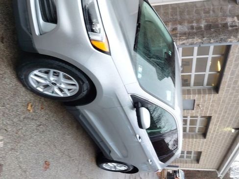 Used 2023 Ford Edge SEL image 10