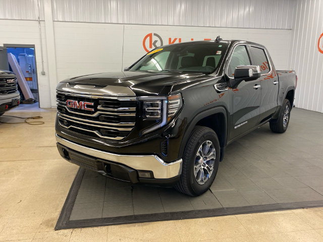 Used 2026 GMC Sierra 1500 SLT AWD/4WD image 3