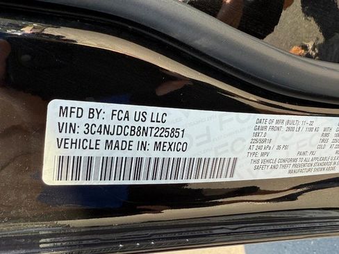 Used 2022 Jeep Compass Limited image 23