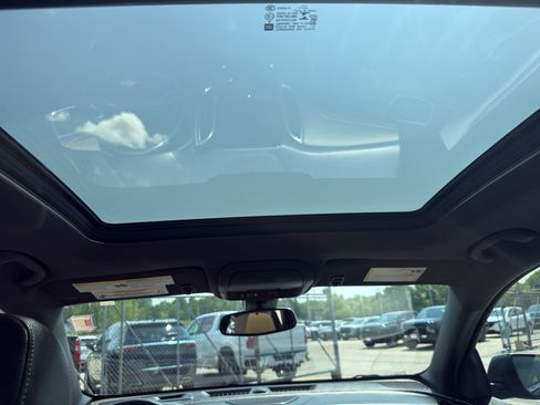 Certified 2022 Chevrolet Equinox Premier AWD/4WD image 29