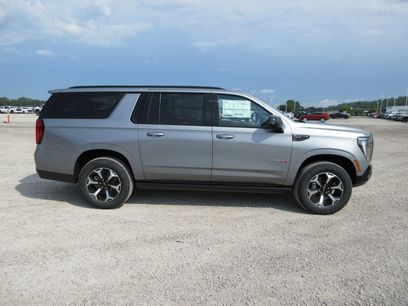 New 2026 GMC Yukon XL AT4 w/ AT4 Premium Package