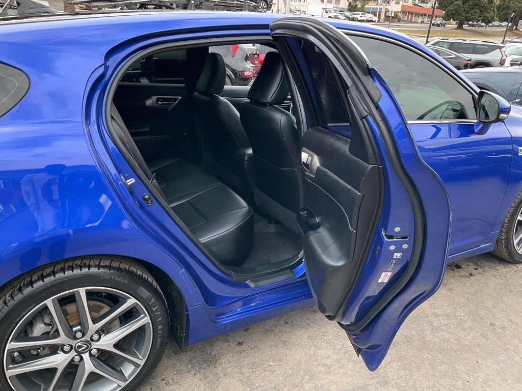 Used 2014 Lexus CT 200h w/ F Sport w/Nuluxe Interior FWD image 43
