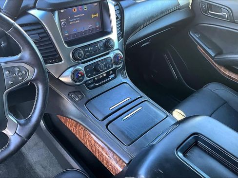 Used 2015 Chevrolet Tahoe LTZ image 16