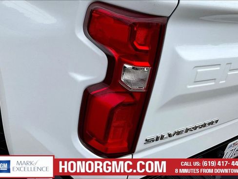 Used 2021 Chevrolet Silverado 1500 Custom image 23