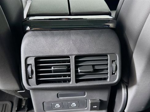 Used 2025 Land Rover Range Rover Velar S image 27