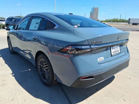 New 2026 Nissan Sentra SV w/ SV Convenience Package FWD image 4