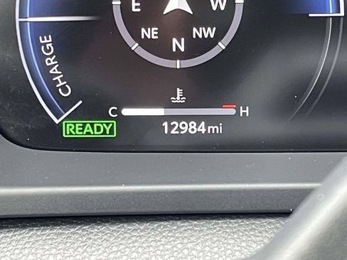 Used 2024 Toyota Crown Limited image 28