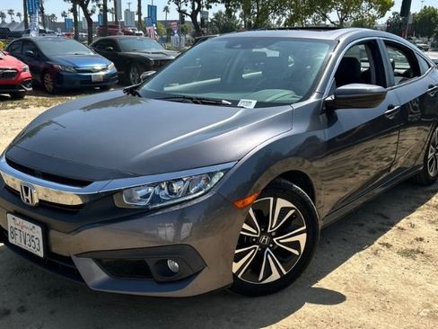 Used 2018 Honda Civic EX-L image 1