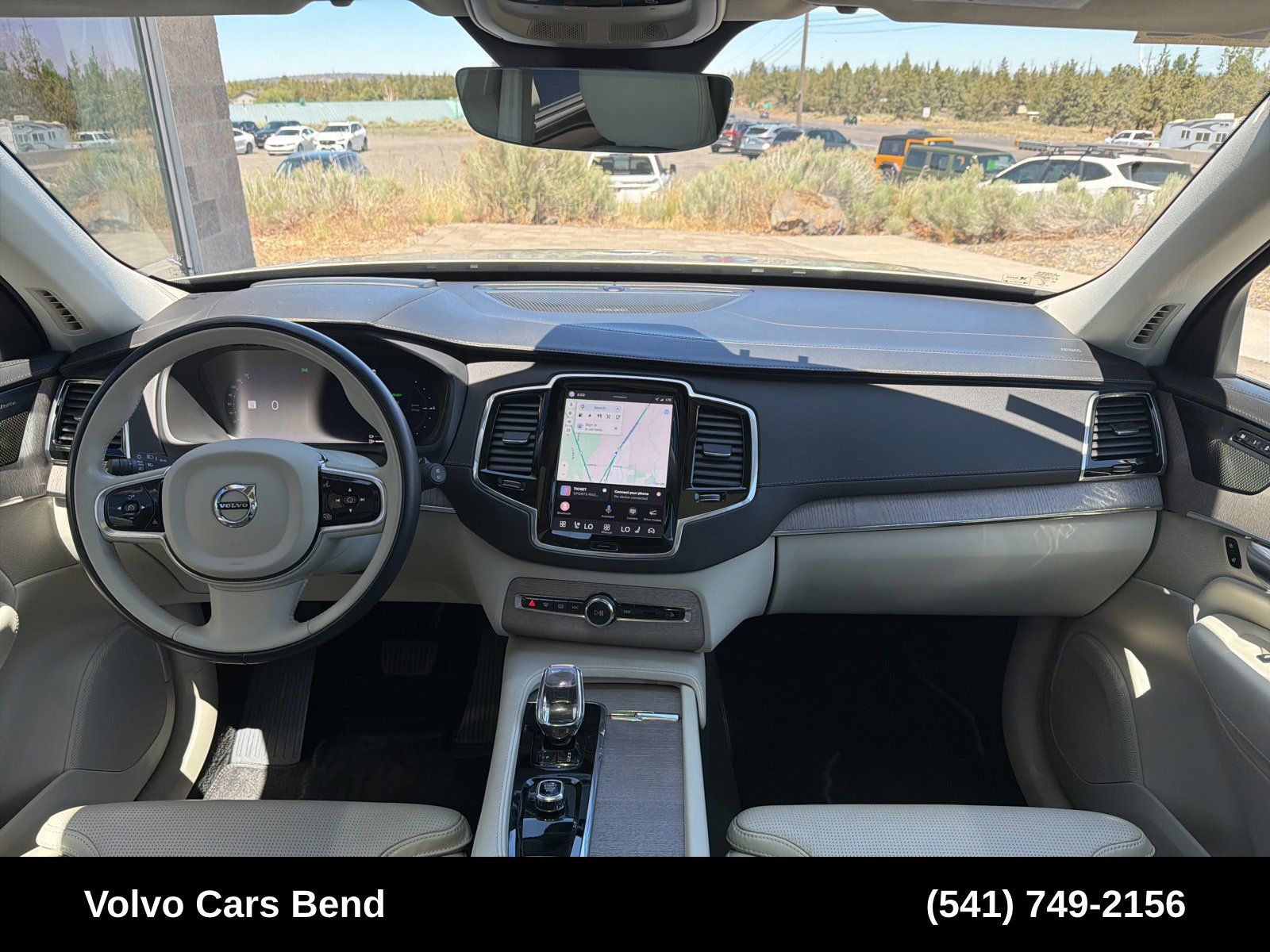 Used 2023 Volvo XC90 T8 Ultimate AWD/4WD image 10