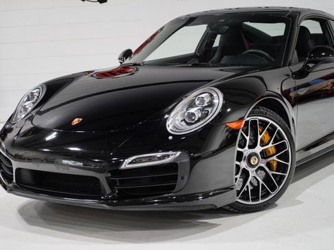 Used 2014 Porsche 911 Turbo S AWD/4WD image 32