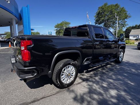 Certified 2022 Chevrolet Silverado 2500 High Country w/ Z71 Off-Road Package AWD/4WD image 7