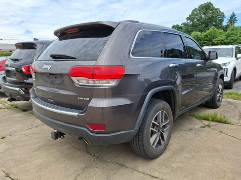 Used 2018 Jeep Grand Cherokee Limited AWD/4WD image 10