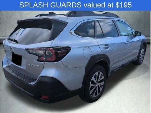 Used 2023 Subaru Outback Premium image 4