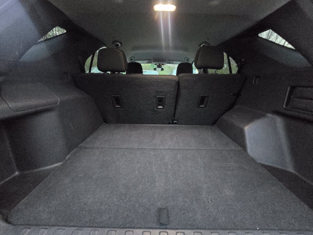 Used 2024 Chevrolet Equinox LT FWD image 25