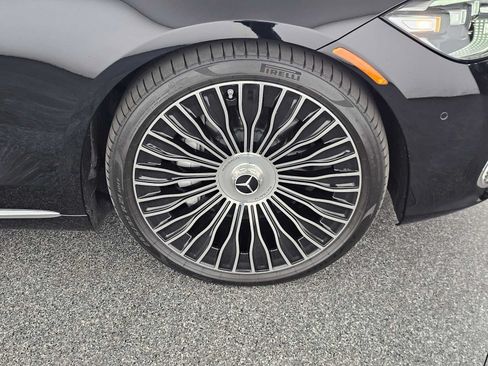Used 2024 Mercedes-Benz Maybach S 580 4MATIC image 9