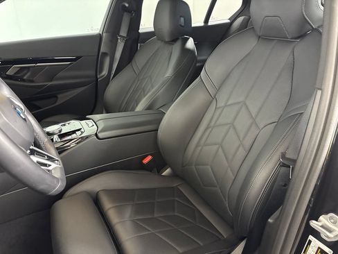 Certified 2026 BMW 530i w/ M Sport Package RWD image 23