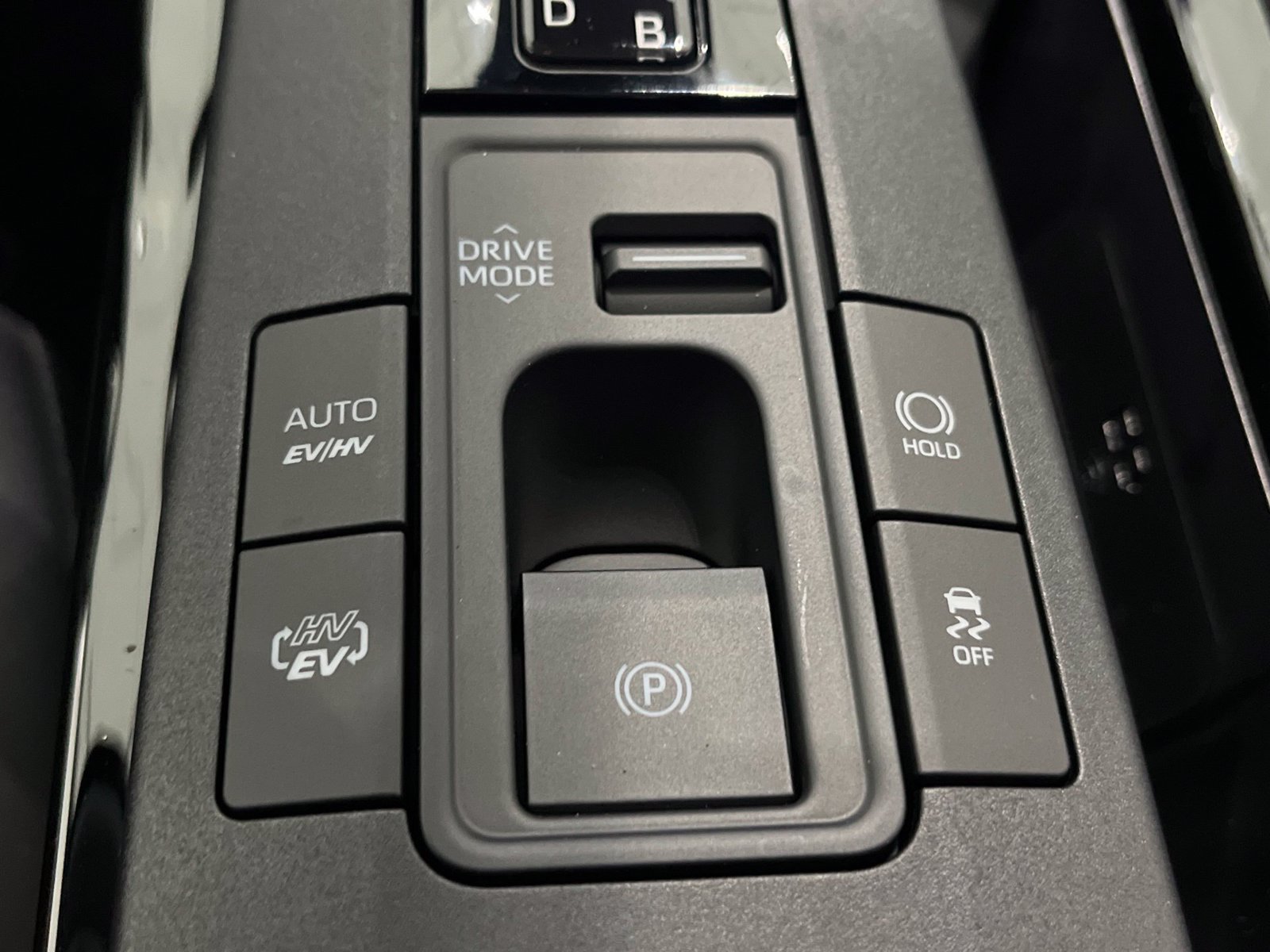 New 2027 Toyota Prius Plug-In Hybrid w/ Limited Premium Package FWD image 27