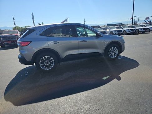 Used 2021 Ford Escape SE w/ Cold Weather Package image 57