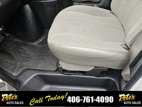 Used 2016 Chevrolet Express 2500 LS image 19