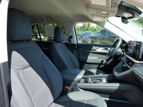 New 2026 Ford Explorer Active AWD/4WD image 11