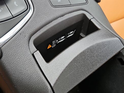 Certified 2023 Cadillac XT5 Premium Luxury AWD/4WD image 26