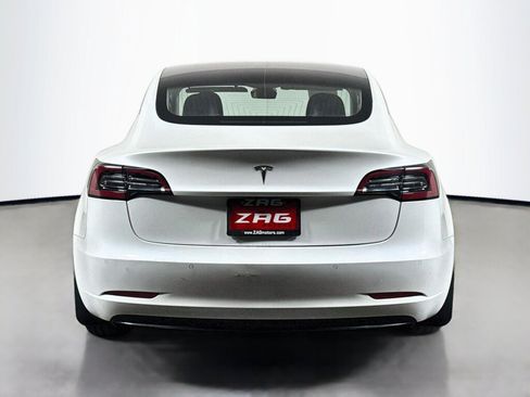 Used 2019 Tesla Model 3 Standard Range Plus RWD image 4