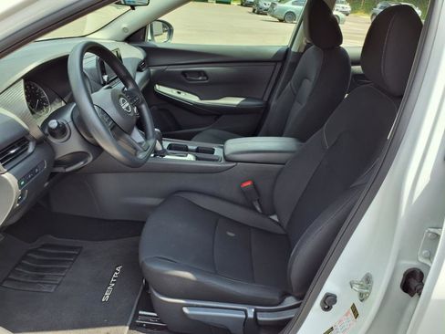 Used 2024 Nissan Sentra S image 12